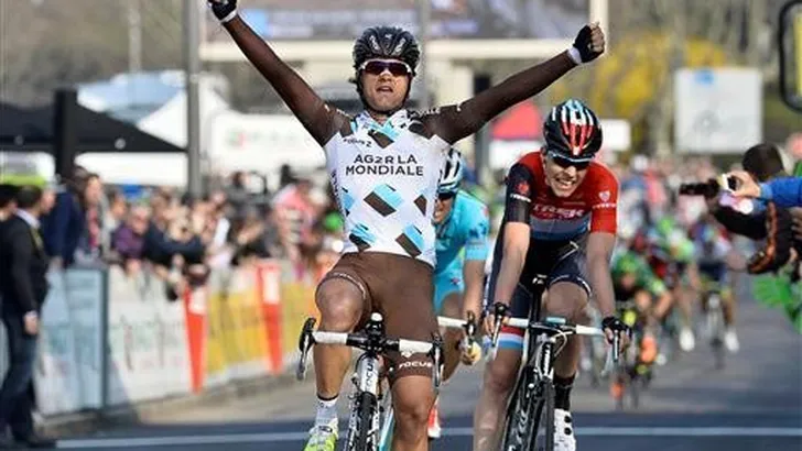 Betancur wint in Parijs-Nice