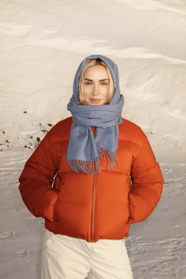 Kasjmieren sjaal van UNIQLO x SWEDEN ATHLETE | €59,90