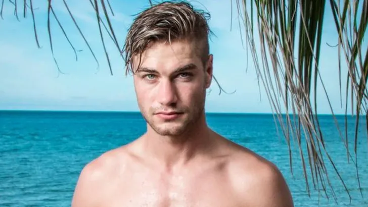 Heftig! Joshua deelt foto na auto-ongeluk