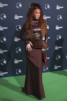 Winnie Harlow bij de Awards