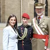 Lief: koningin Letizia houdt oog voor dochter tijdens belangrijk moment van koning Felipe