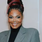 Janet Jackson scheurde uit haar broek bij Queen Elizabeth