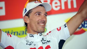 Retro: Cancellara wint spectaculaire slotrit in eigen Bern