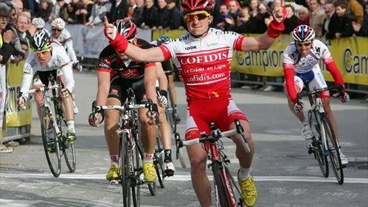 Dumoulin sprint als snelste de Grimaud op