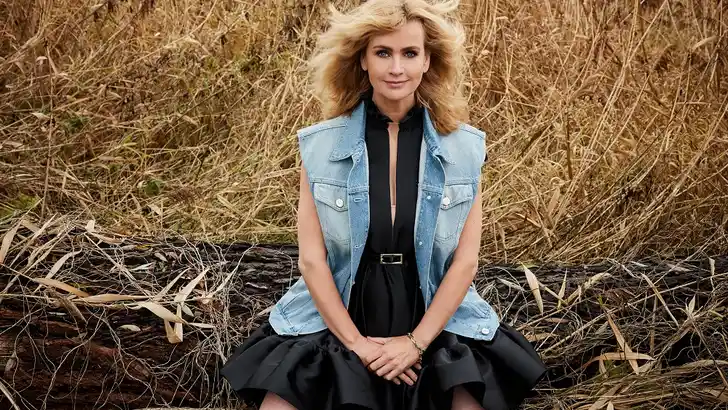 Aardig en attent! Koning feliciteert Daphne Deckers met trouwdag