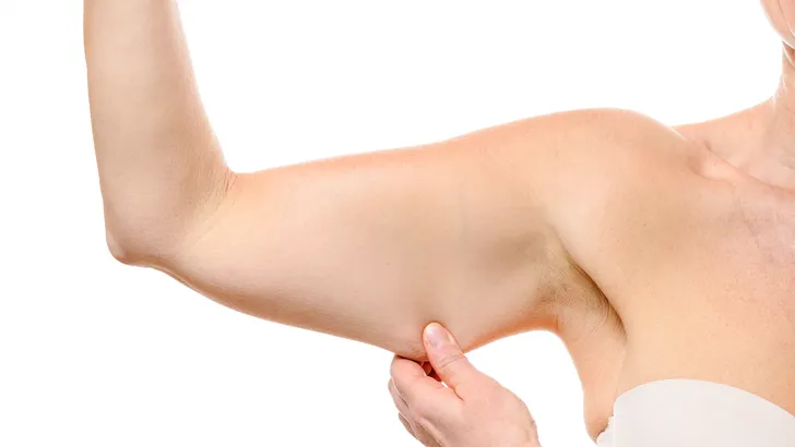 5 tips hoe je het snelste van je armvet afkomt