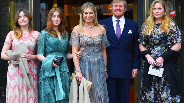 Zien: Máxima én dochters in het lang!