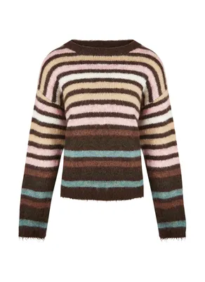 Deze gestreepte jumper van €22,99 voelt zacht, licht en heerlijk zorgeloos. Perfect voor elke dag.