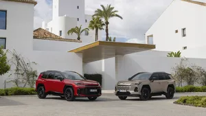 Nieuwe Toyota RAV4: slimmer, sneller laden en in Nederland exclusief als PHEV