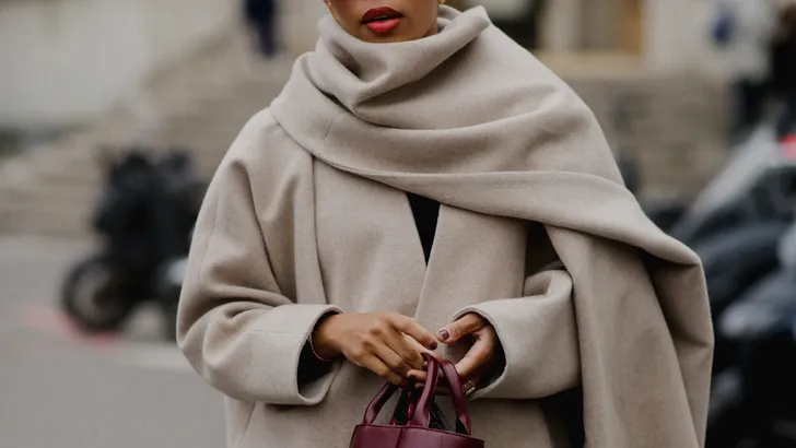 Scarf coat