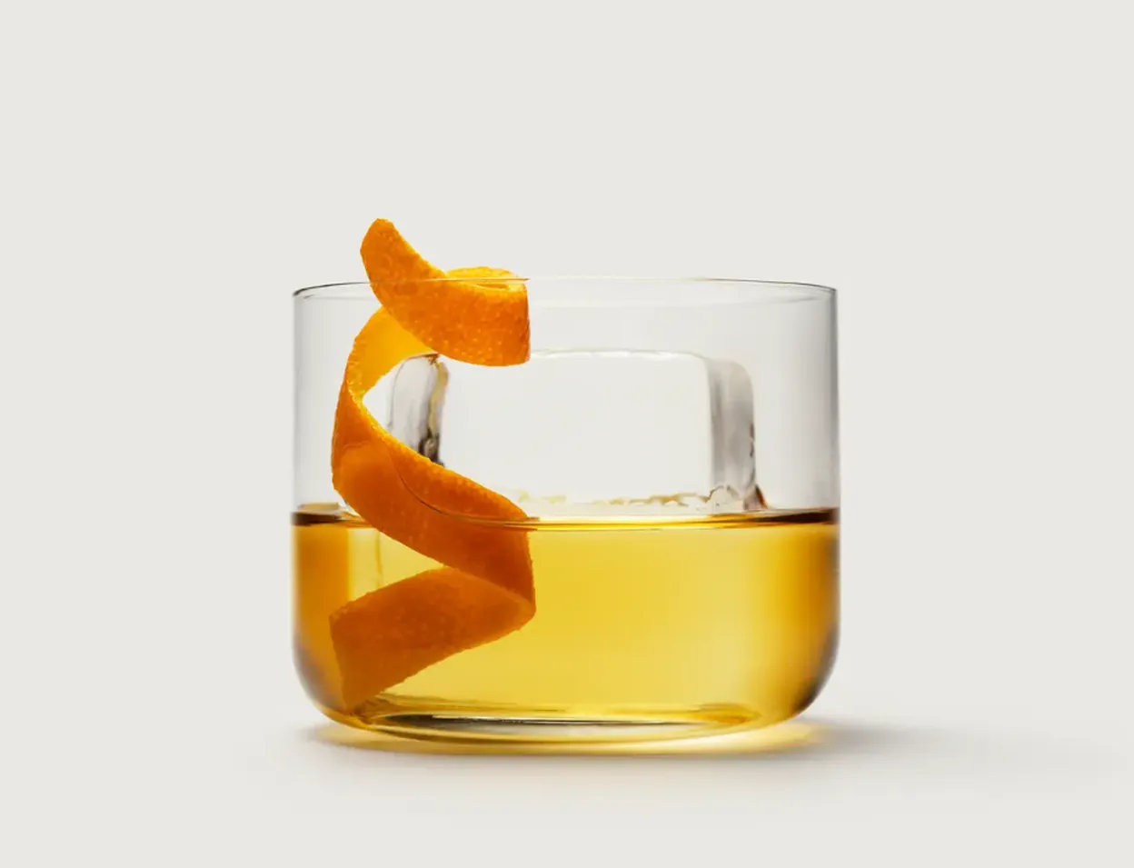 Hojicha Orange Fashioned-cocktail