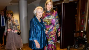 Koningin Máxima en prinses Beatrix in TivoliVredenburg