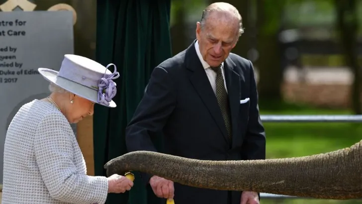 Prins Philip alweer uit ziekenhuis