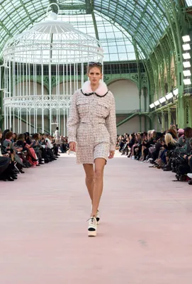 Paris Fashion Week: Chanel's SS25-show