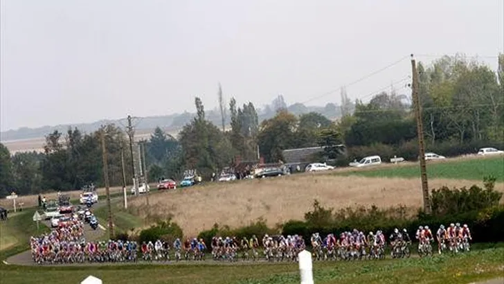 Parijs-Tours start dit jaar in Voves