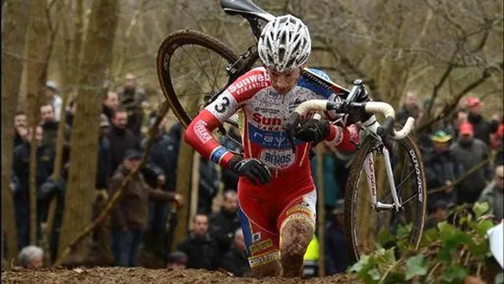 Pauwels oppermachtig in wereldbeker Namen