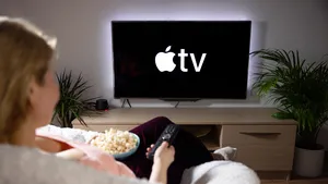 Apple TV-logo op een beeldscherm scherm.