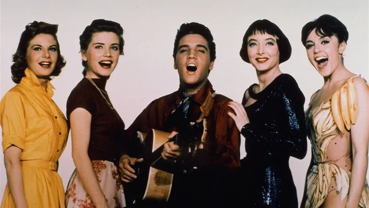 All shook up! Biopic over Elvis in de maak 