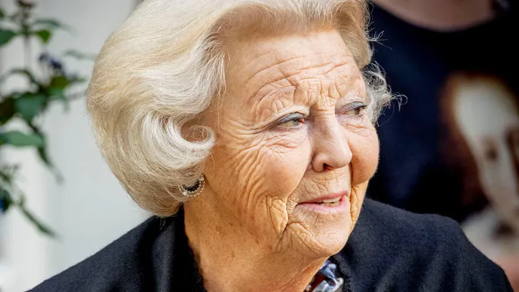 Prinses Beatrix opent jubileumexpositie 175 jaar Pulchri studio