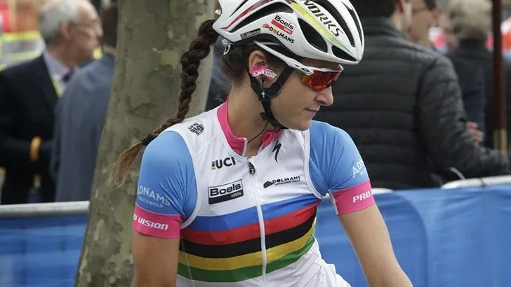 Wereldkampioene Armitstead juicht in eigen land