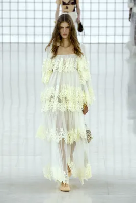 Chloé SS25 PFW