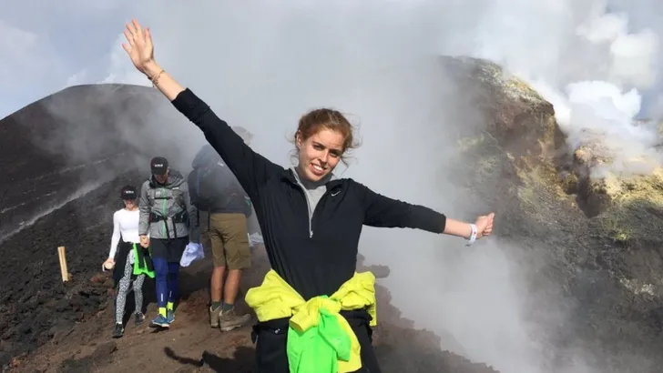 Prinses Beatrice loopt loodzware challenge uit   