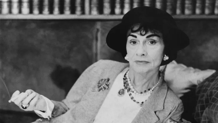 6 x carrièrelessen van icoon Coco Chanel