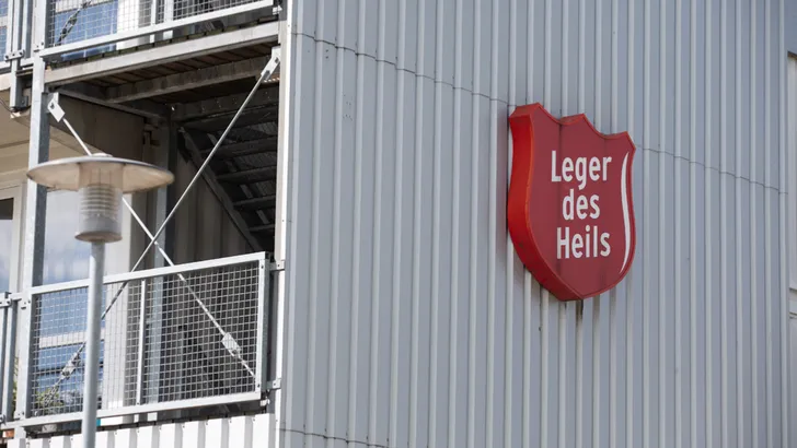 ‘Rot toch op met je corona!’