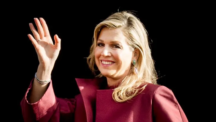 Oranjes: casual het Paleis in, glam er weer uit