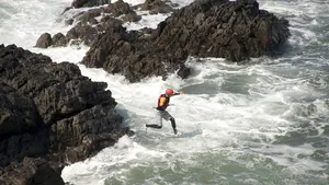 Geen sport voor pussy's: maak kennis met coasteering