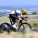 remco evenepoel rijdt tijdrit