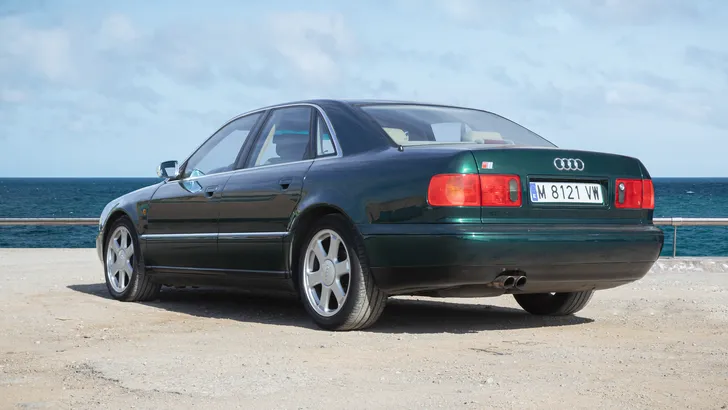 Overzicht: Deze 7 automodellen bereiken in 2026 de klassiekerstatus van 30 jaar