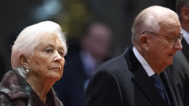 De minnaars van koningin Paola
