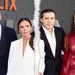 Een ijskoude juridische brief verbreekt de band. Ontdek het diepe hartzeer van Victoria Beckham na de schokkende breuk met haar zoon Brooklyn.
