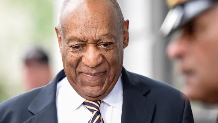 ‘Bill Cosby vermaakt zich in gevangenis’