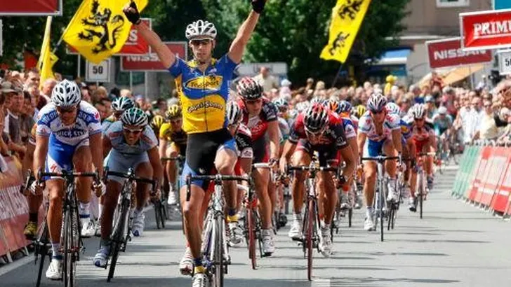 Dehaes grijpt eerste etappe in Ronde van België