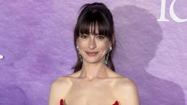 Anne Hathaway