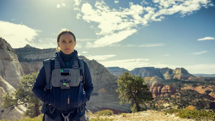Actrice Natalie Portman wordt op de proef gesteld door Bear Grylls