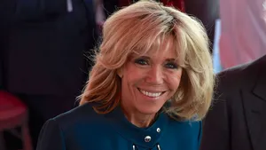 Va va voom: de jeugdige stijl van Brigitte Macron