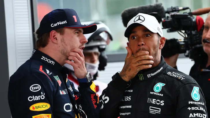 Hamilton: 'Max Verstappen zal dit jaar blijven winnen'