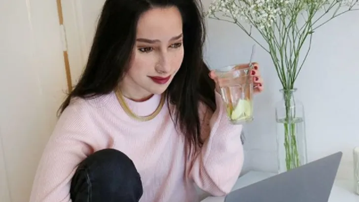 Deze influencer is met een computer gemaakt