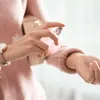 Dermatologen waarschuwen: deze parfumbespaartruc is slechter dan je denkt | Elegance