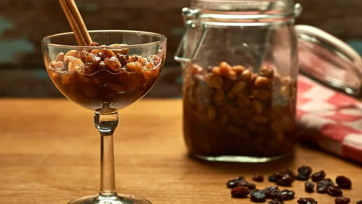 raisins on brandy