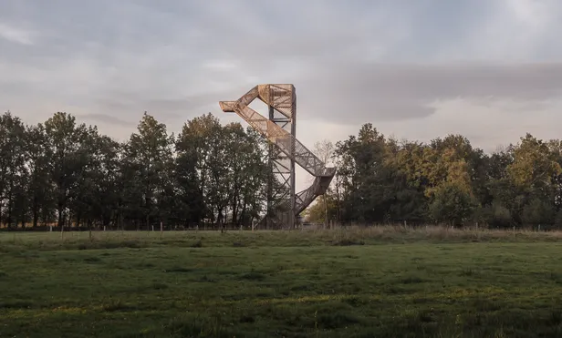 Uitkijktoren in de Onlanden
