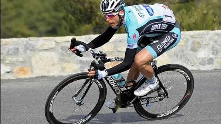 Martin breekt kaakbeen na aanrijding met auto