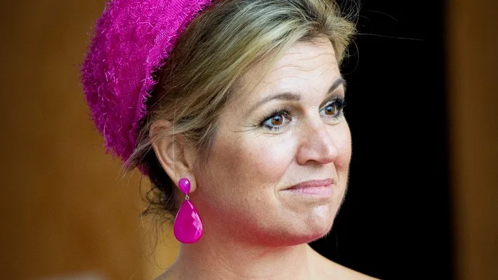 Máxima: 10 dotjes van dopjes