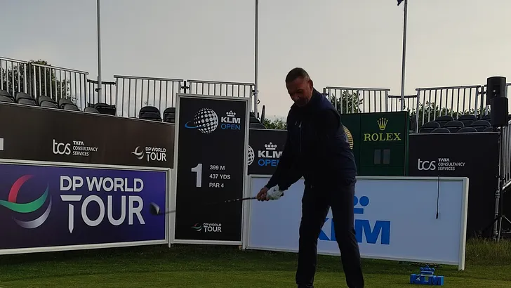 Ruud Gullit opent KLM Open