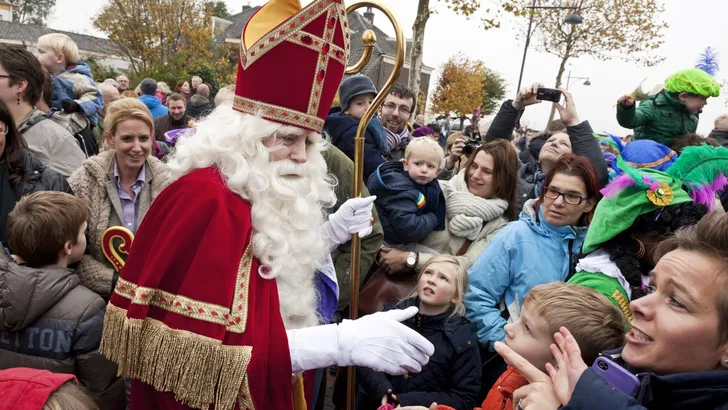 Sinterklaas gedrogeerd in een kantine