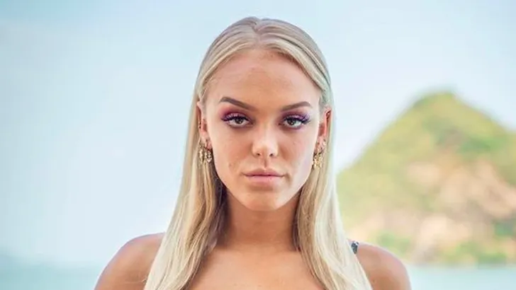 Verleidster Romee reageert op intieme scène met Zach in Temptation Island