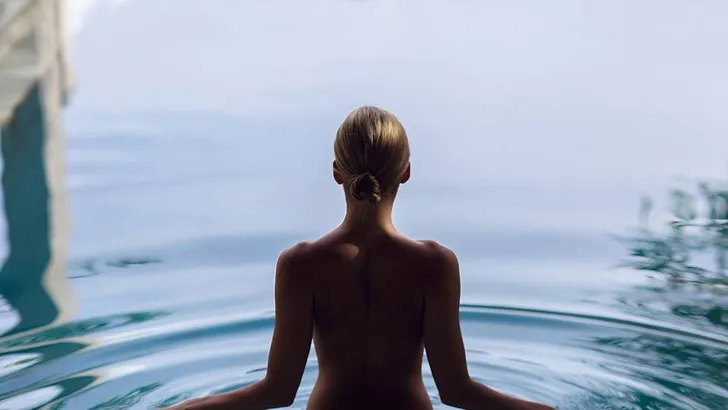naked yoga